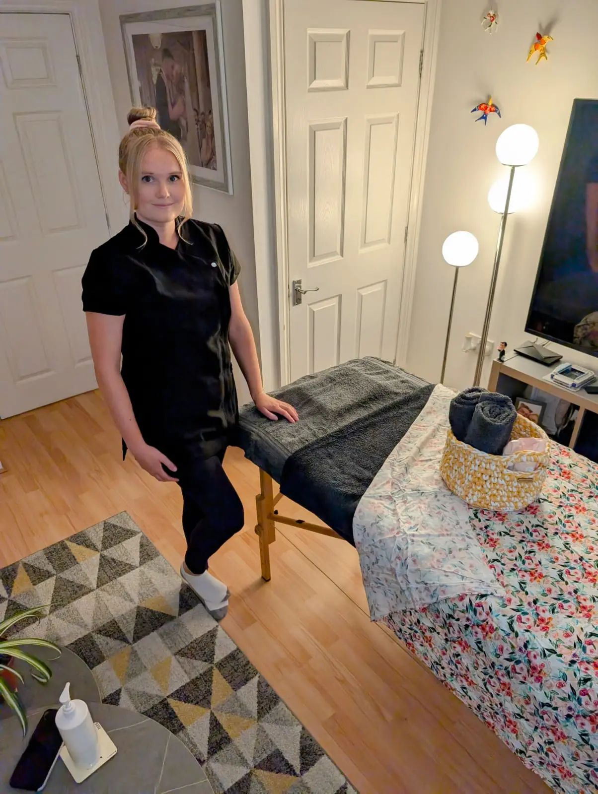 Body Reset therapist in the treatment space